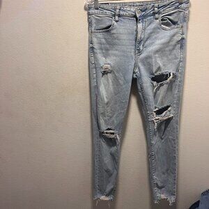 American Eagle Skater Jean Size 12 Distressed Women Jeans Medium Wash Blue